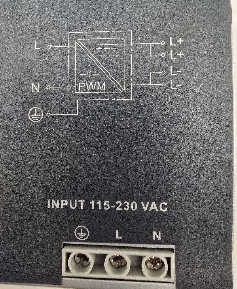 ABB CP-E 24/5.0 Switch Mode Power Supply 24VDC 115-230V