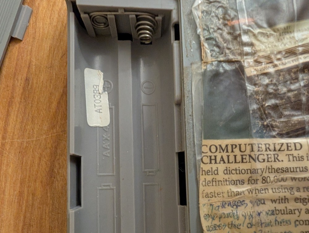 1987 Franklin Computer Dictionary Thesaurus LM-2000 Language Master Works