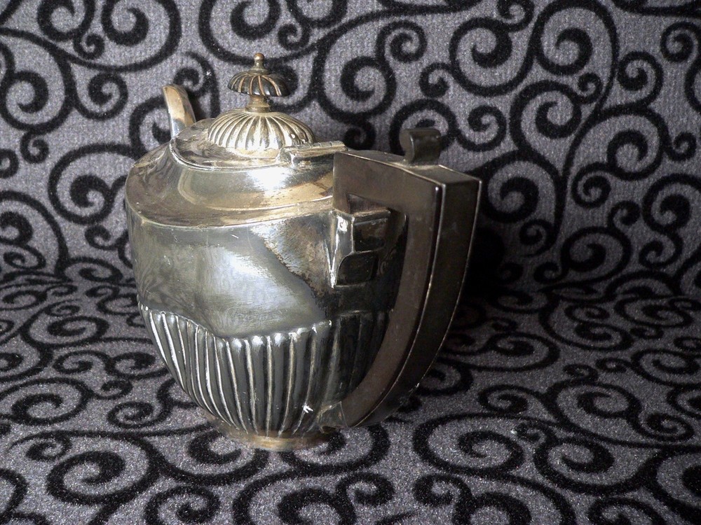 1930s Art Deco Silver Plated Teapot Francis Howard Sheffield England