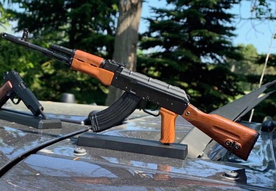 Miniature AK-47 Collectible Model | 1/3 Scale Replica Non-firing Model
