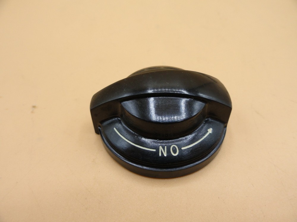 VINTAGE BAKELITE KNOBS (Lot of 10)