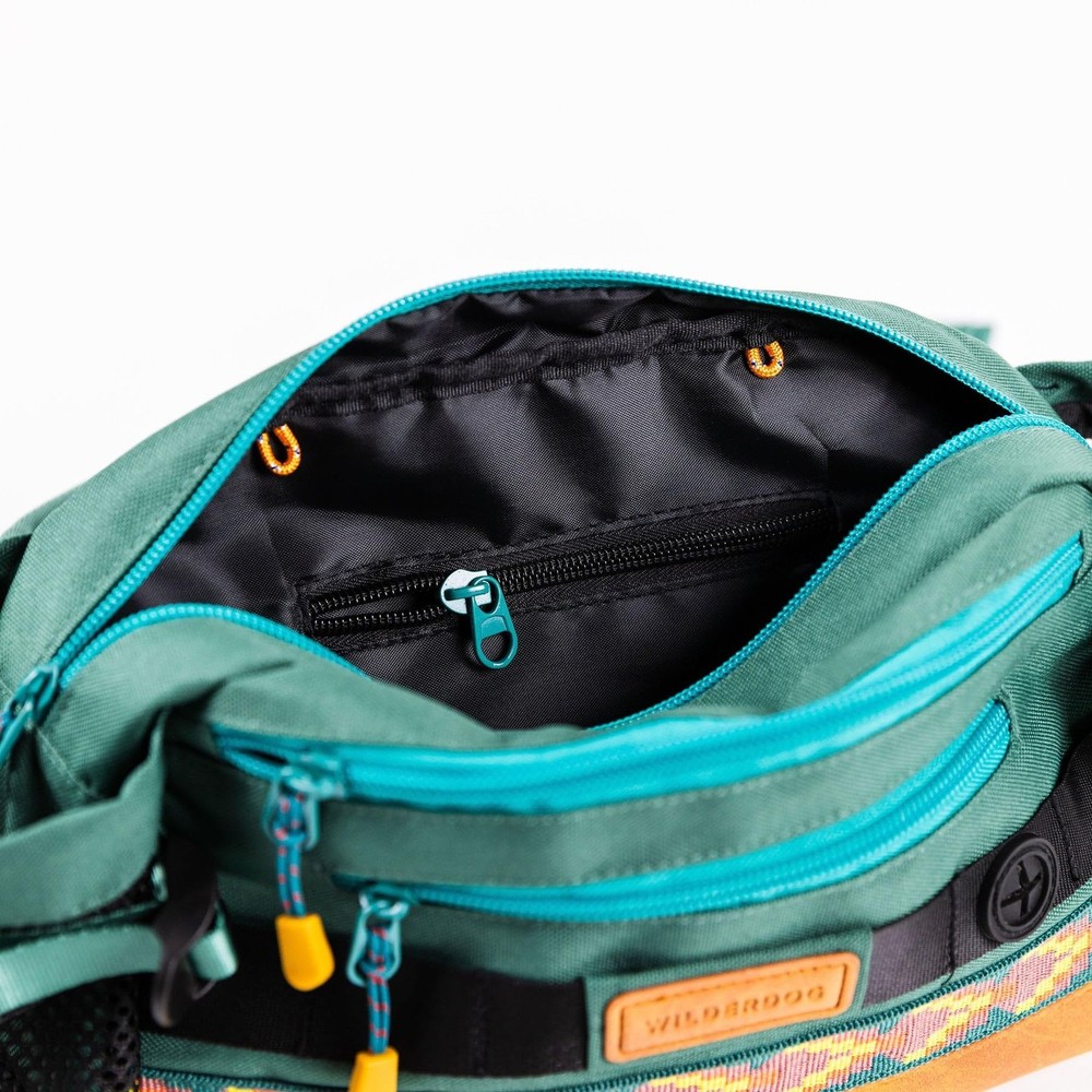 Mega Hip Pack with 3-Liter Capacity, Two Mesh Water Bottle Pockets, Interior ...