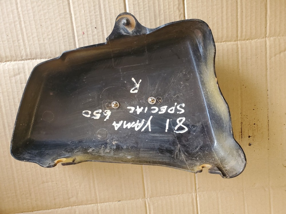 1981 Yamaha 650 OEM Right Plastic Side Cover