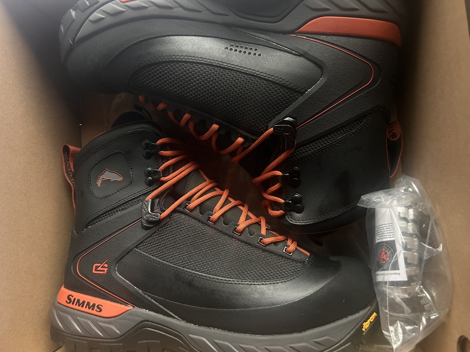 Simms G4 Pro Powerlock Men's Boots in Carbon - New with Box