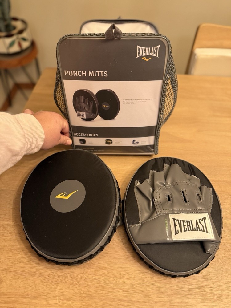 Everlast Boxing Advanced Punch Mitts Model: 4318