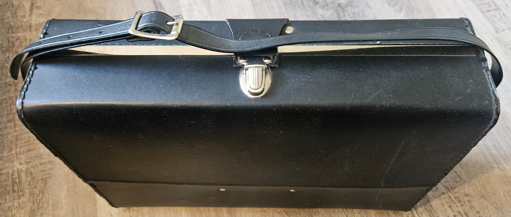 Polaroid Automatic Model 104 Land Camera Original Box, Manual, Flash, Untested.