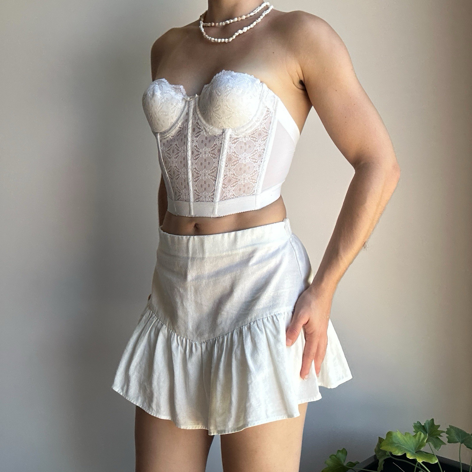 Gelmart Women’s 32A White Vintage Lace Cupped Bustier Corset Crop Strapless Top