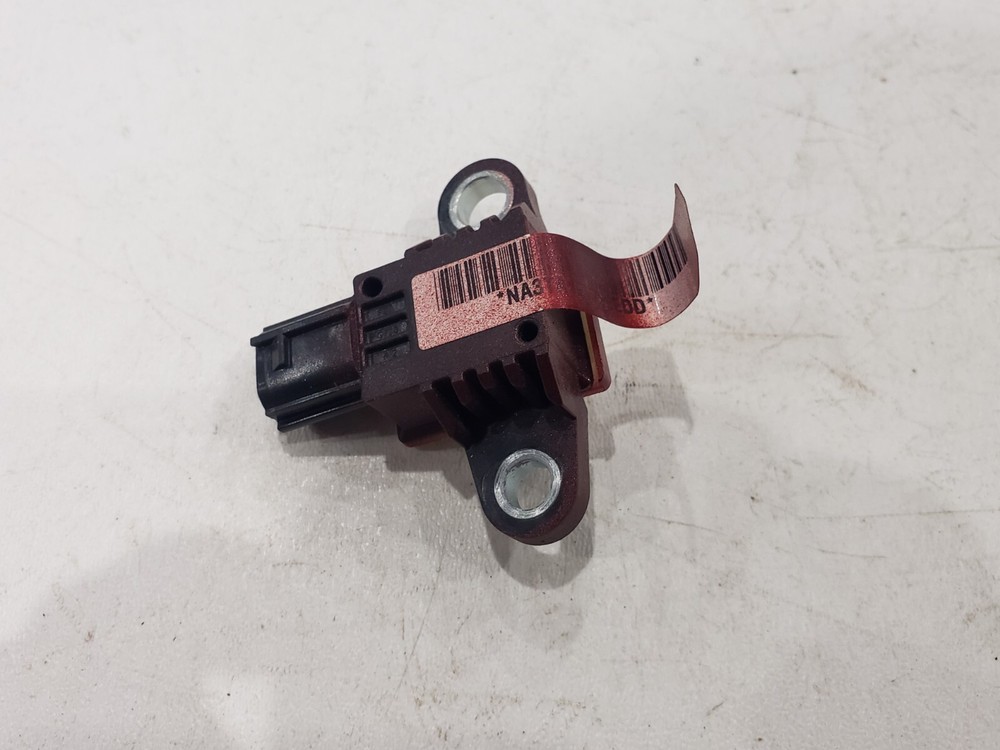 2016-2018 Nissan Altima side sensor 10C73
