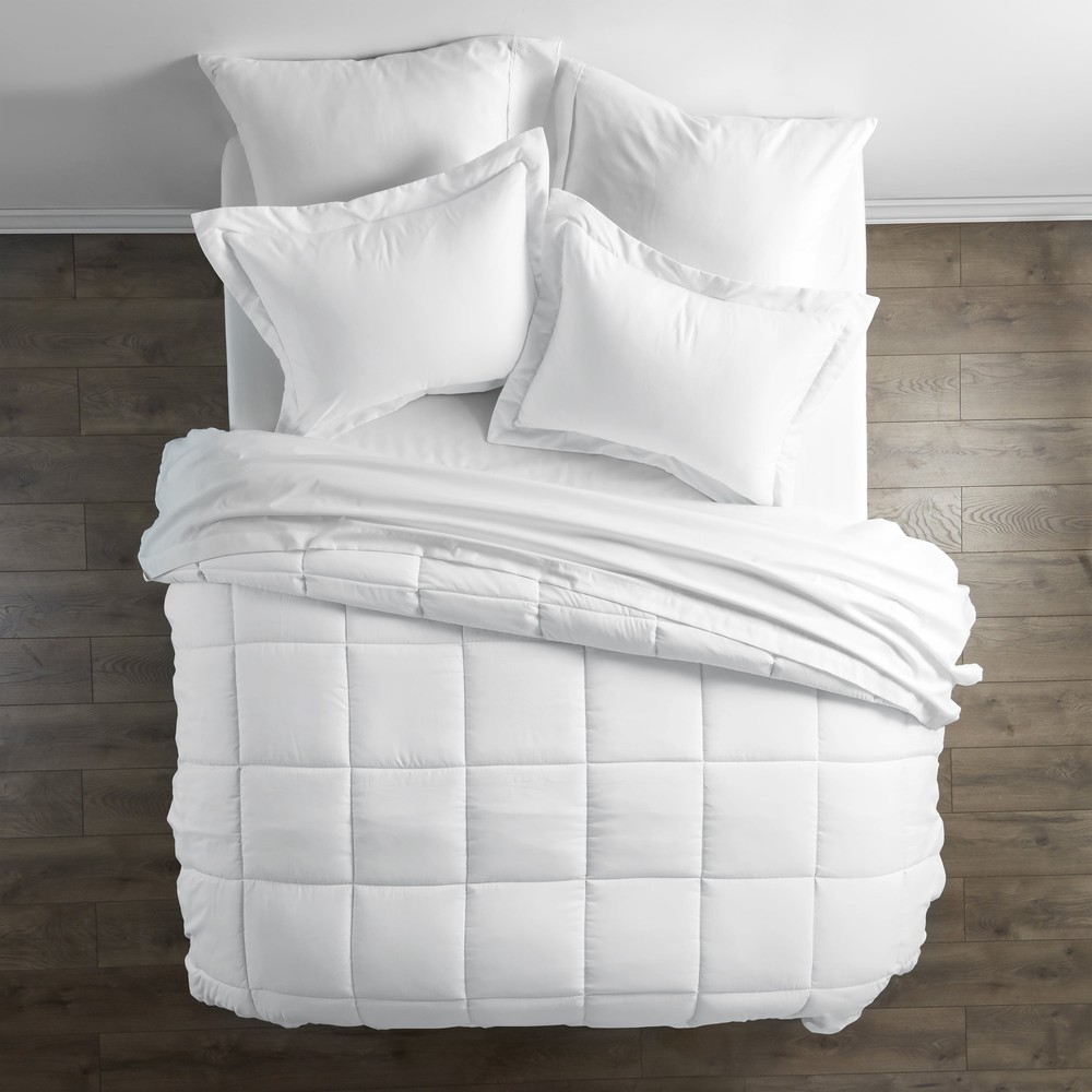 8-Piece White Bed in a Bag Microfiber Bedding Set, Queen