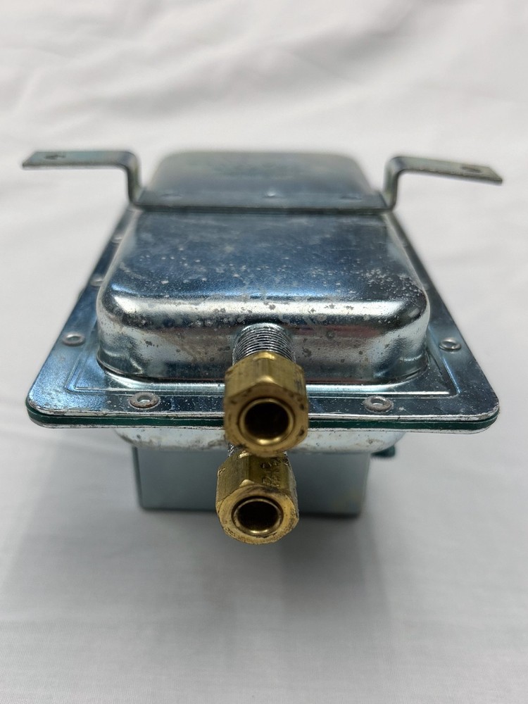 Cleveland Controls AFS-262 Pressure Switch