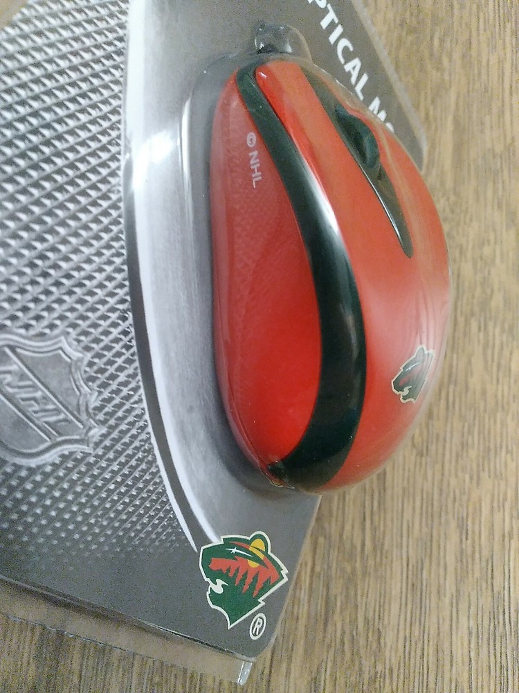Minnesota Wild NHL Wired Optical Mouse W/ 3 Buttons + Scroll Windows / Mac