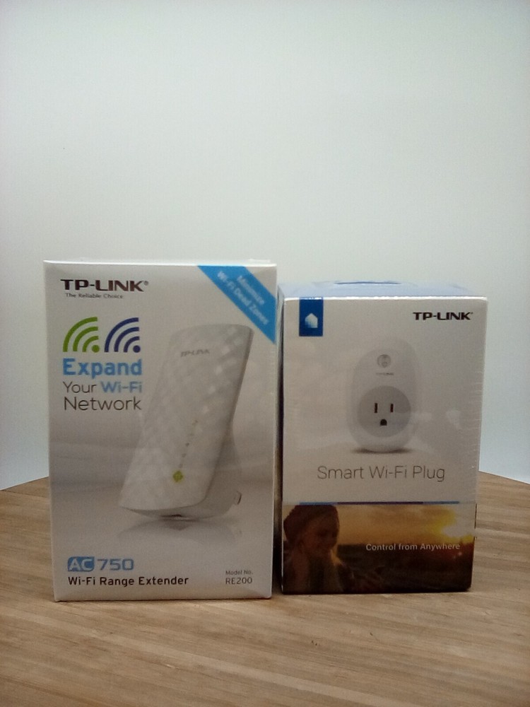 TP-Link HS100 Wi-Fi Smart Plug &  Extender New Sealed