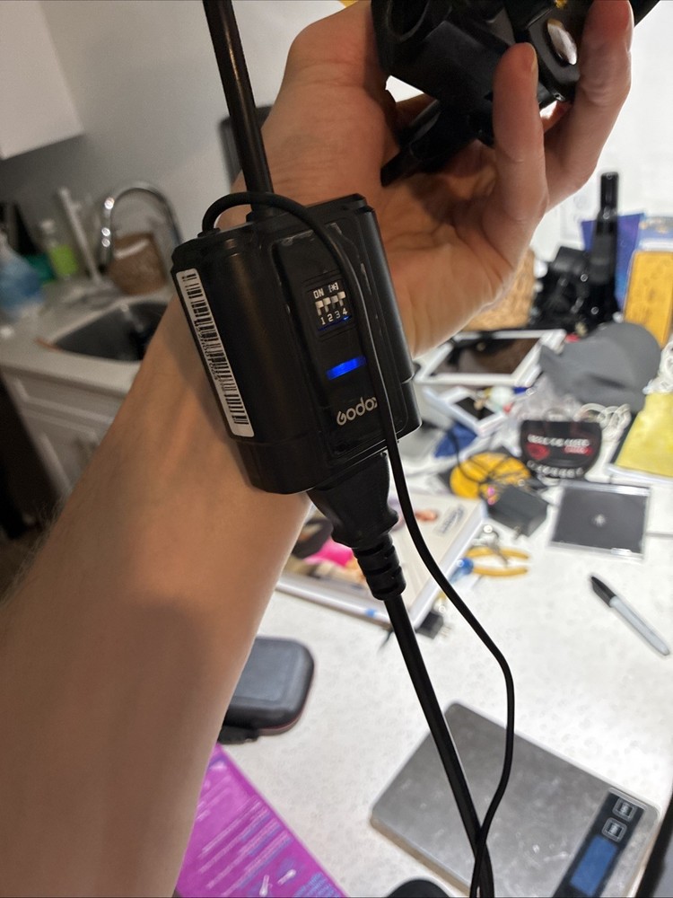 Interfit Honey Badger 320ws Compact Flash Head W/Accessories Read Tested working