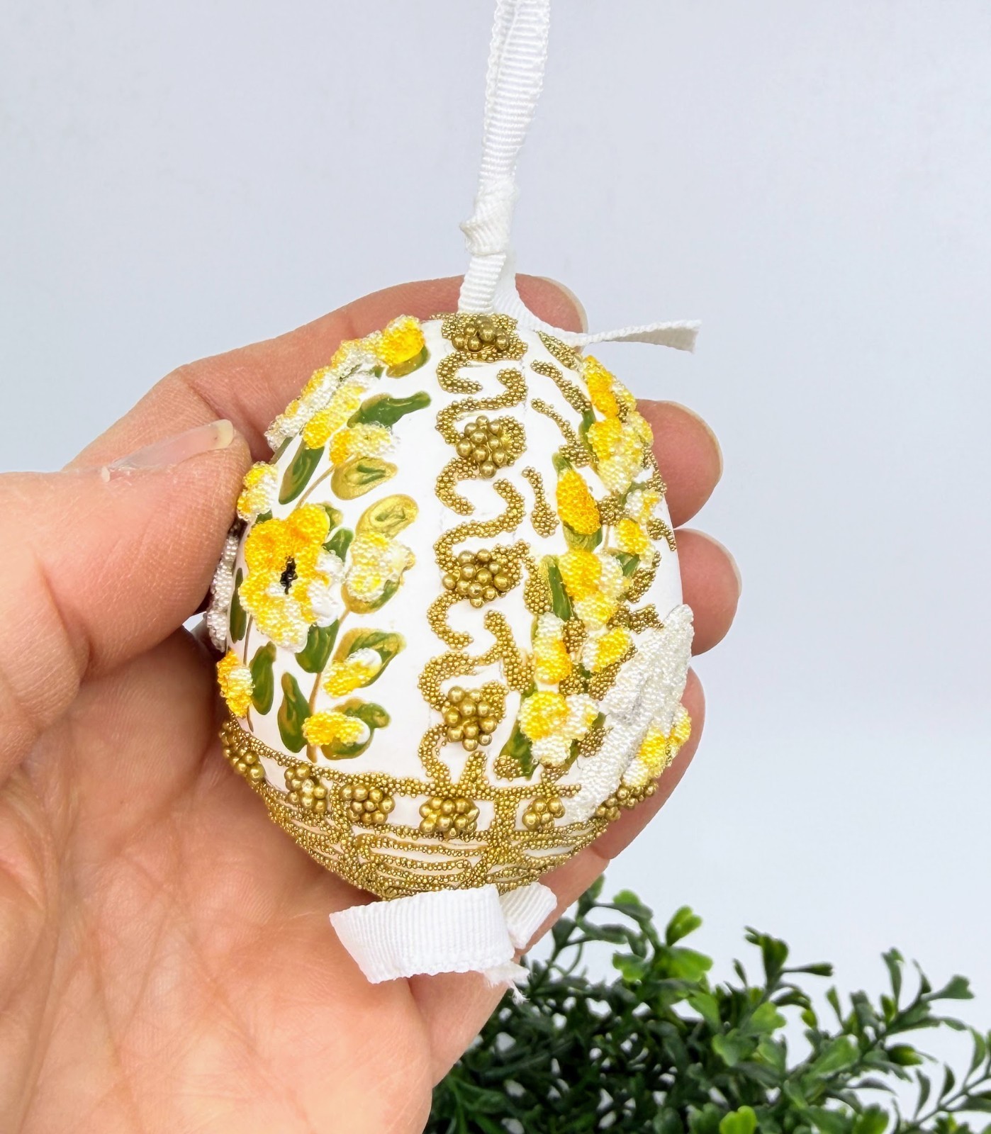 Easter Egg Ornament: Peter's Seasons GMBH; Spring Lamb in Golden Basket w/Vines