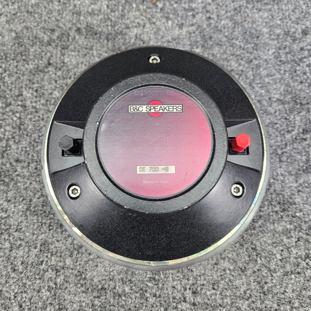 B&C DE700-8 1.5" Exit Titanium Diaphragm Compression Driver 8 Ohm - READ!!!