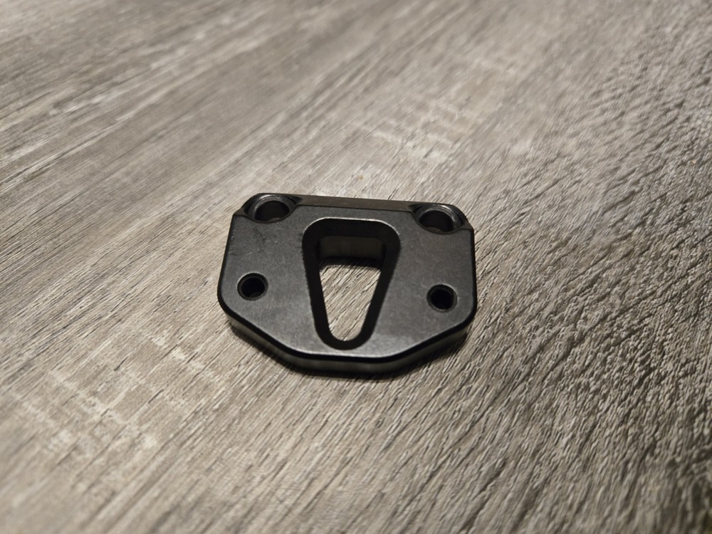 Axcel quiver mount bracket