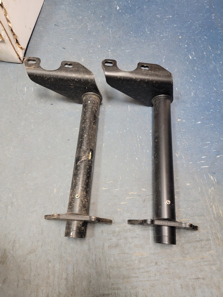 GENUINE BENDIX BRAKE CAM BRACKET ASSY 819932