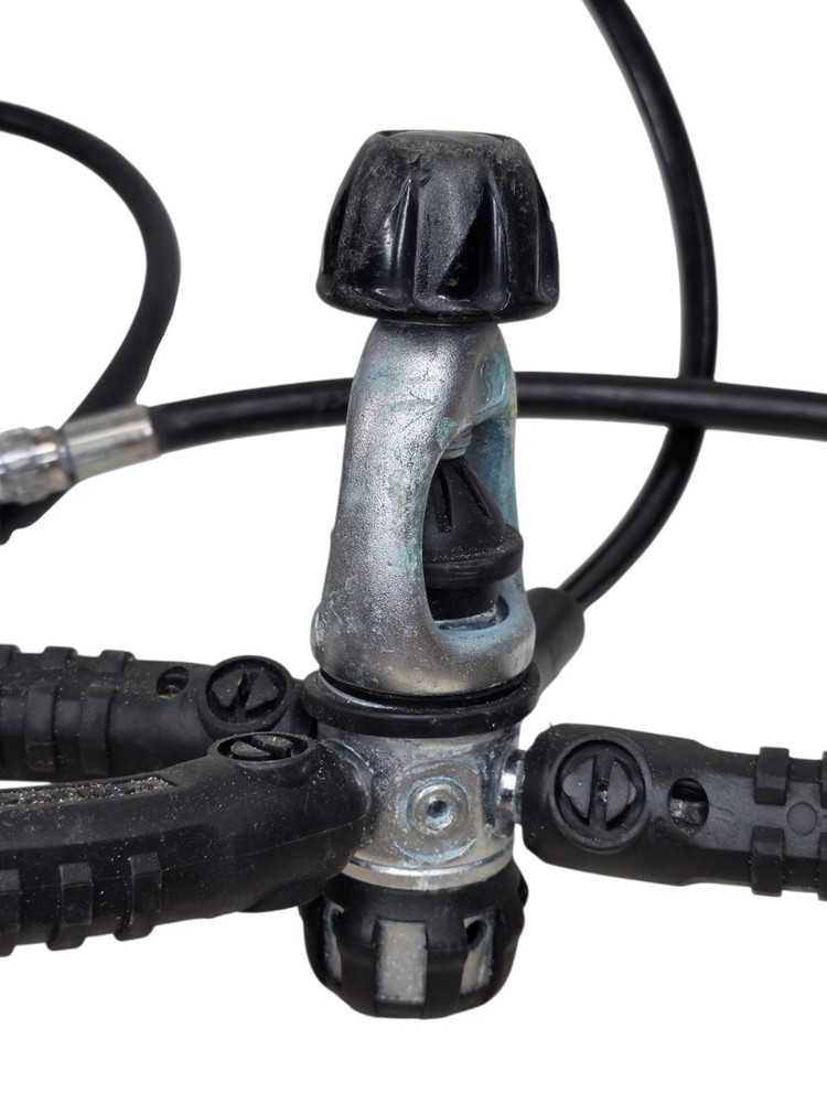 Scubapro MK2 Plus Regulator Set - R295 Octopus - 2-Gauge Console - Untested