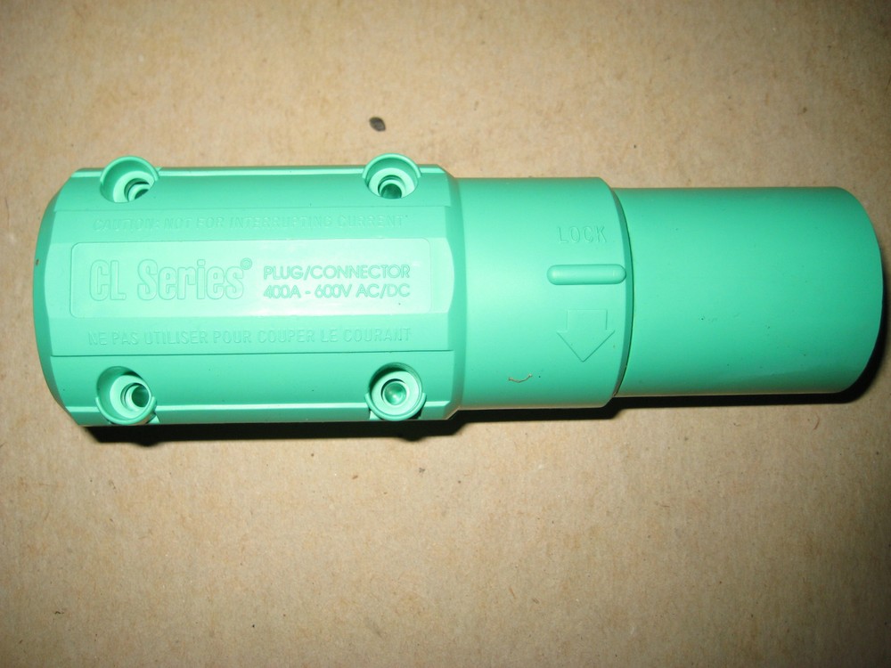Advanced Devices CL Series CL2M Inline Male locking plug connector Green