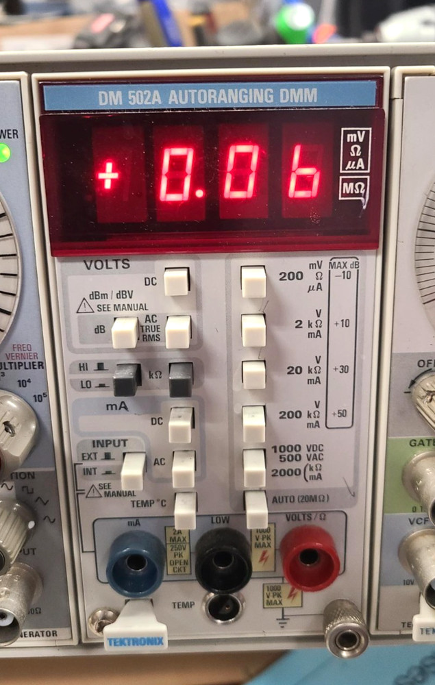 Tektronix  DM-502A Dig Multimeter