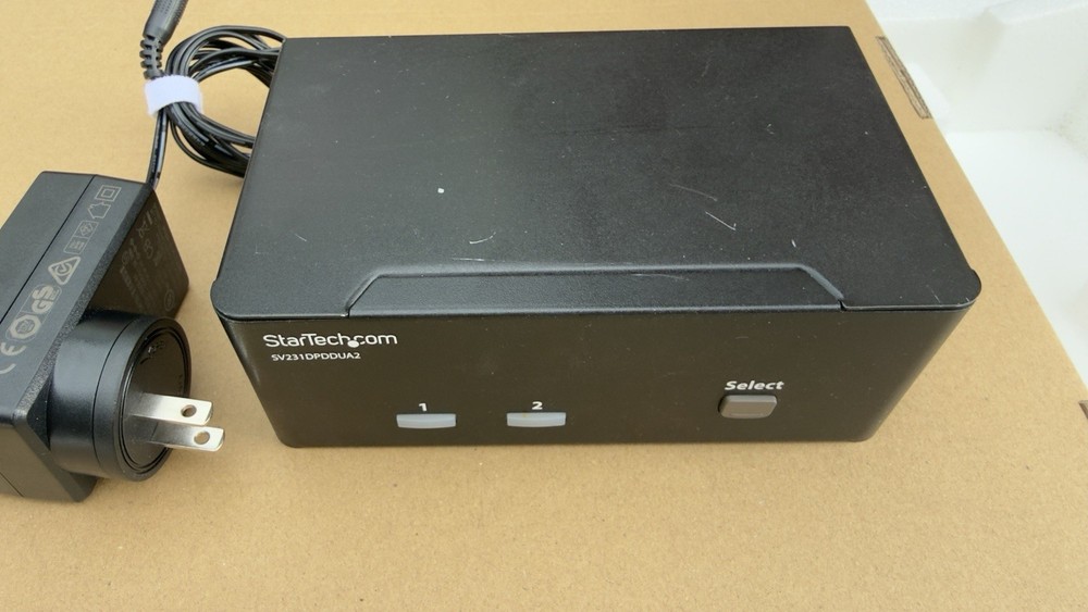 StarTech SV231DPDDUA 2-Port Dual DisplayPort USB KVM Working