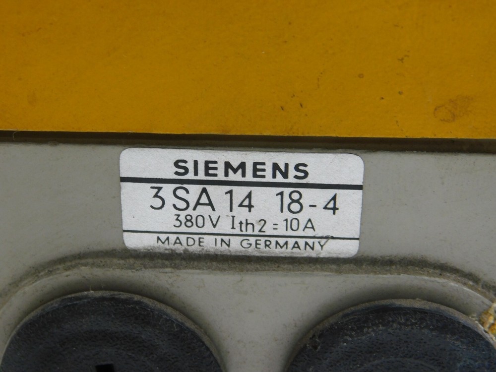 SIEMENS 3SA 14 18-4