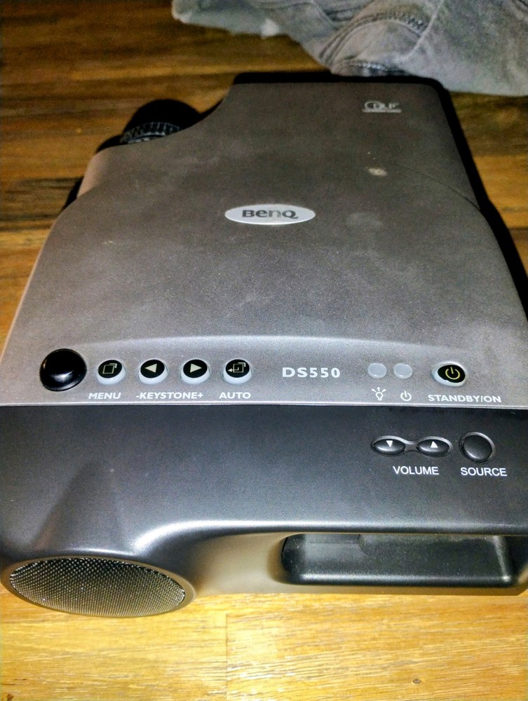 BenQ DLP DS550 Projector