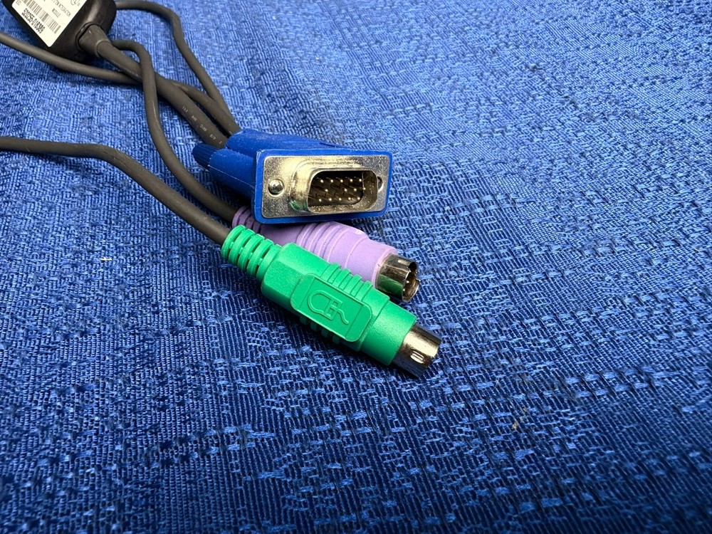 Avocent DSRIQ-PS2 520-255-002 PS2 KVM Server Interface Cable Adapter Module