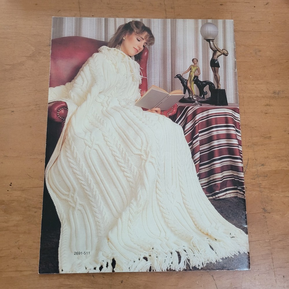 1983 Bernat Handcrafter Pattern Book No. 511 Featuring Berella 4 Yarn Afghans