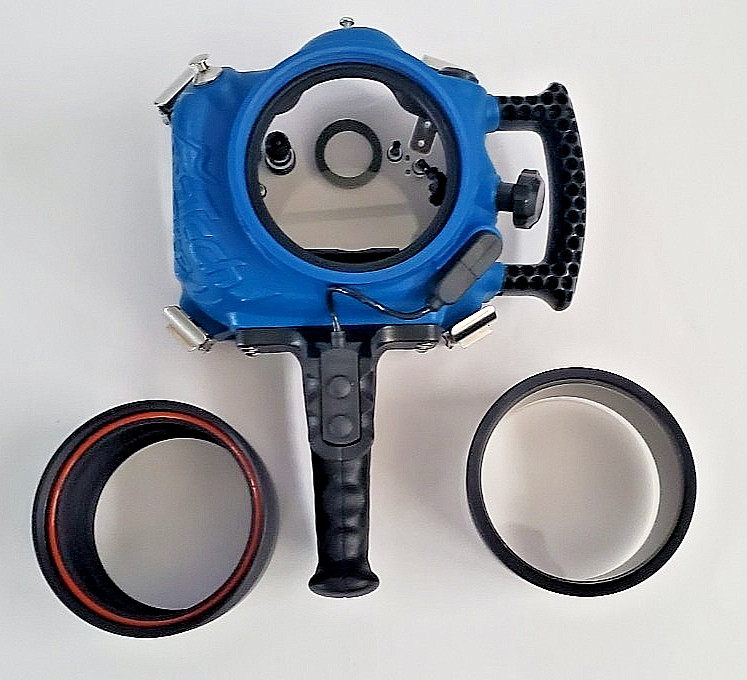 Aquatech underwaterwater housing for GH5