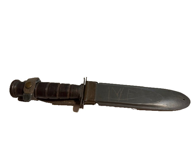 WW2 USN MK2 fighting knife and scabbard