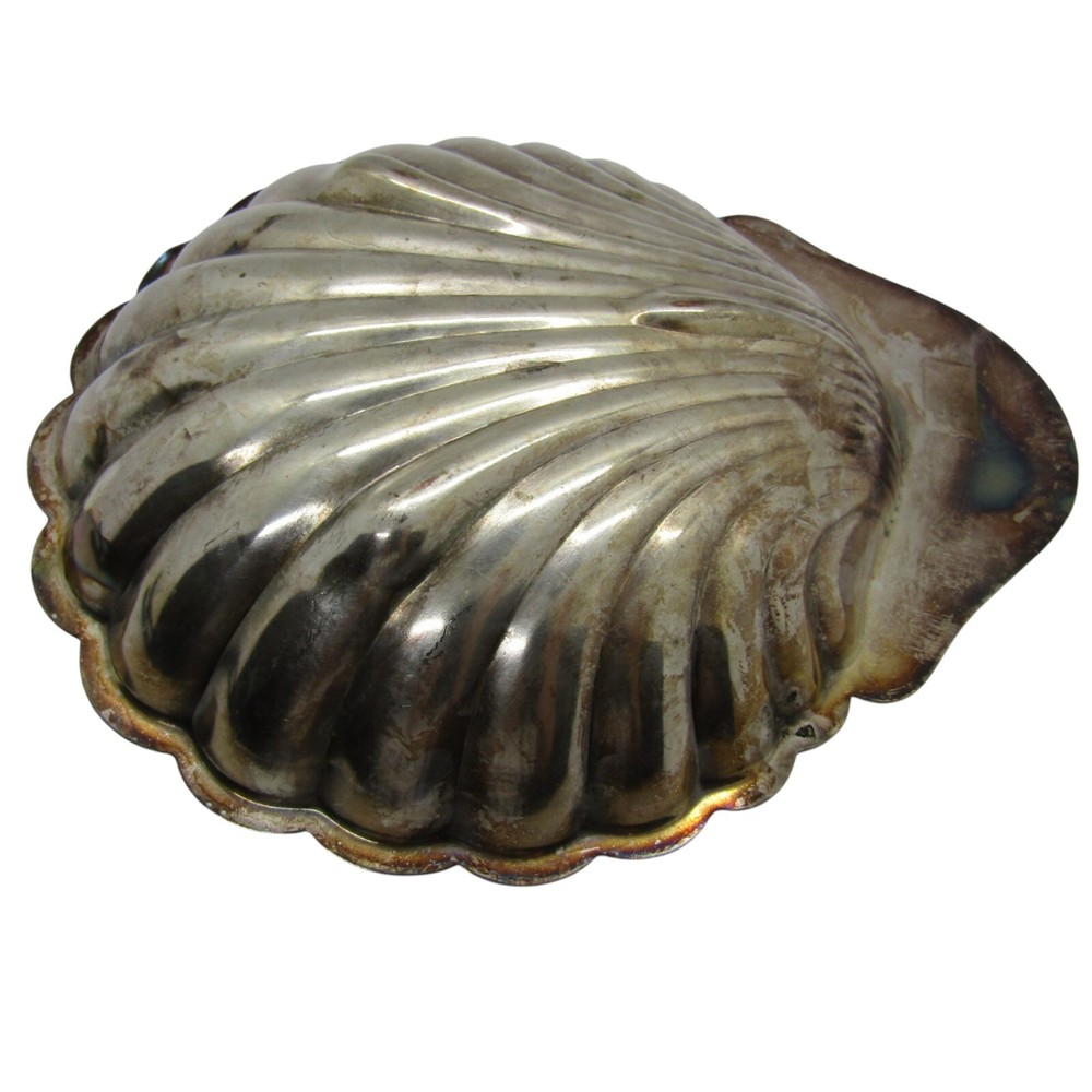 Vintage Oneida Silver Plated Shell Candy Dish 7" x 9"