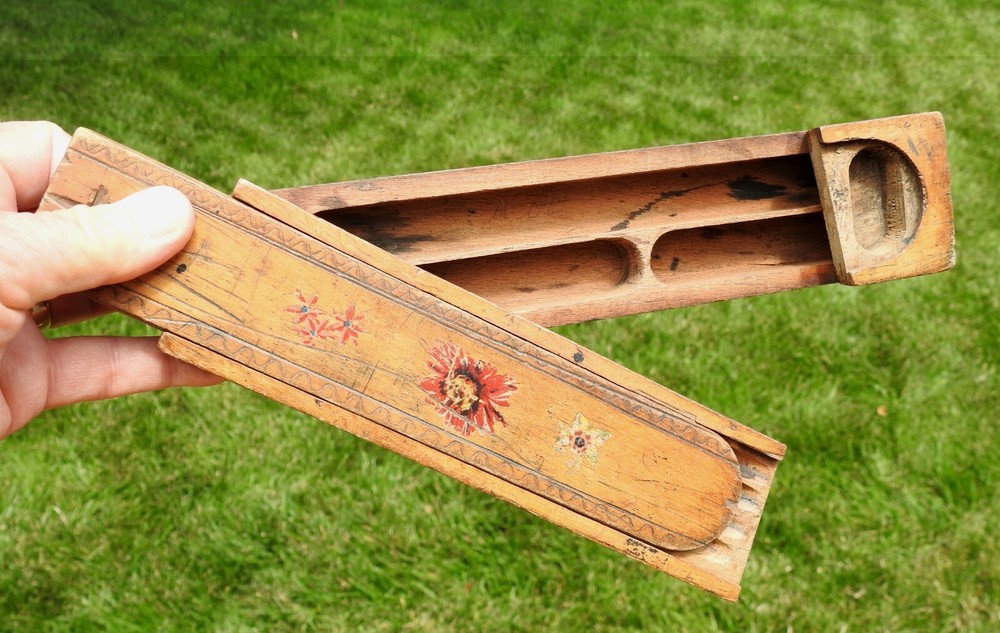Early Hand Made Wooden School Pencil Box w/ Pivoting Top Primitive