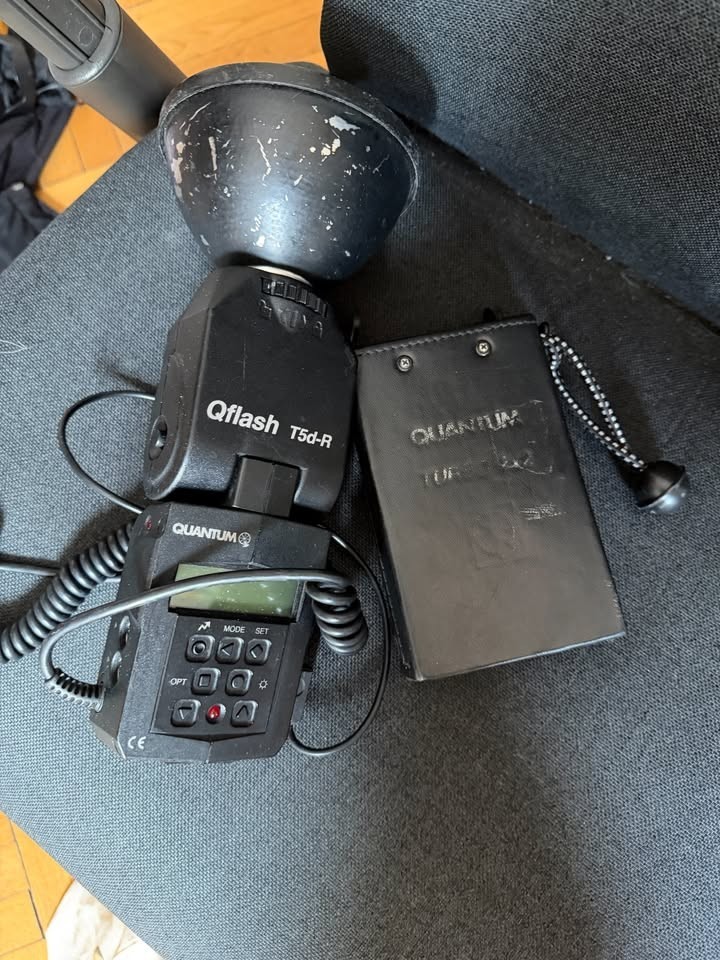 *NICE* Qflash T5d-R with Turbo 2x2 battery pack *UNTESTED*