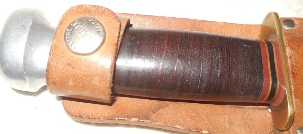 VINTAGE MARBLES 7" FIXED BLADE KNIFE & LEATHER SCABARD