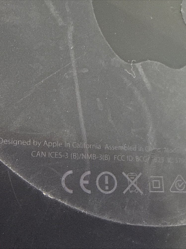 Apple TV Model A1625 with Remote/Read