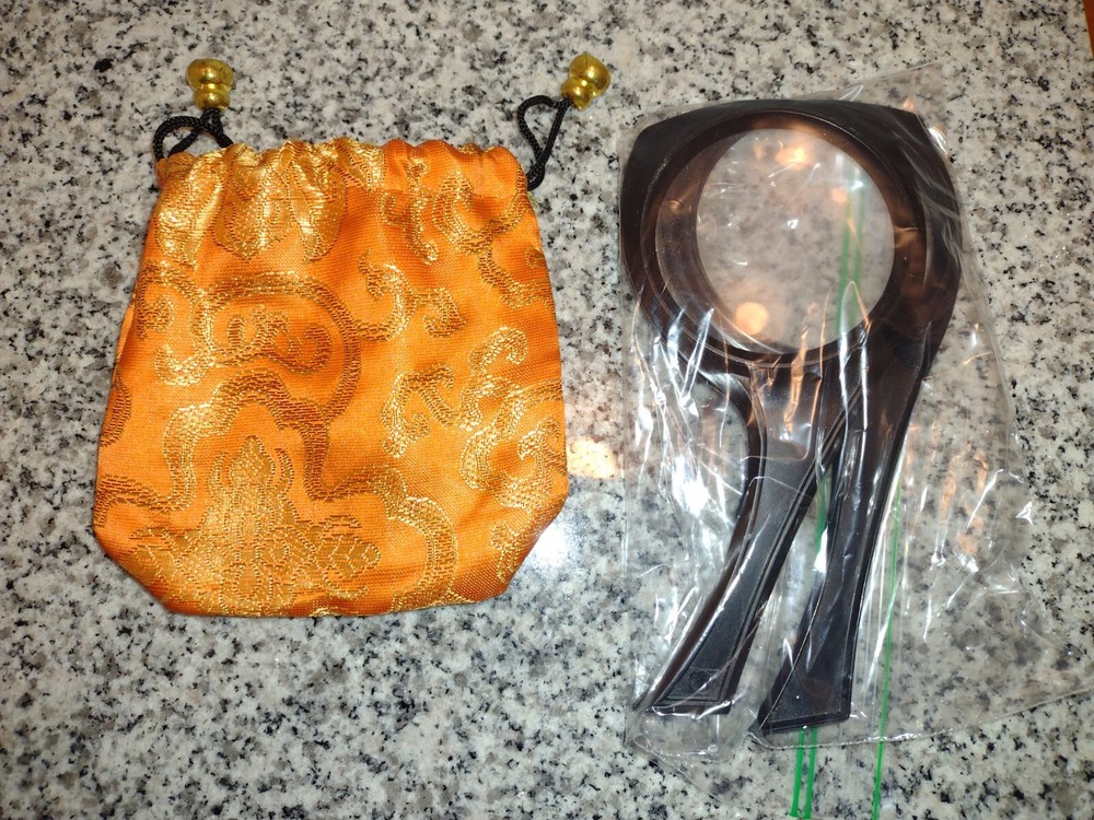 Magnifying Glass & Bag. 2 Styles Available. READ DESCRIPTION.