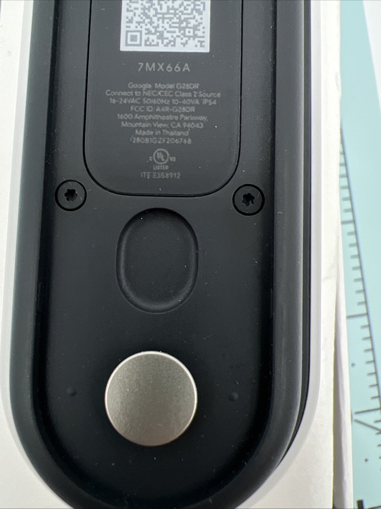 Google Nest Doorbell, Wired - Snow - 2nd gen *damaged Box