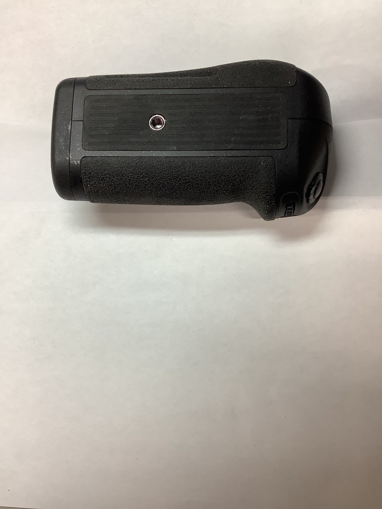 Flash Point FPBGMD12A Battery Pack for Nikon D800 Camera