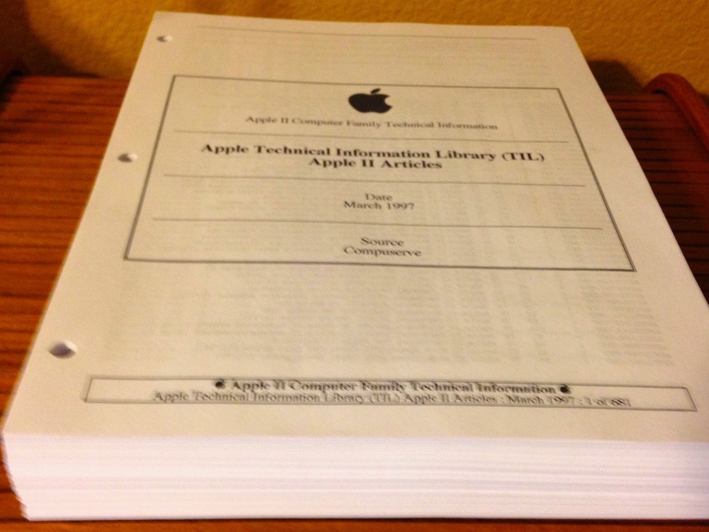 Apple II / Apple Technical Information Library 681 pages