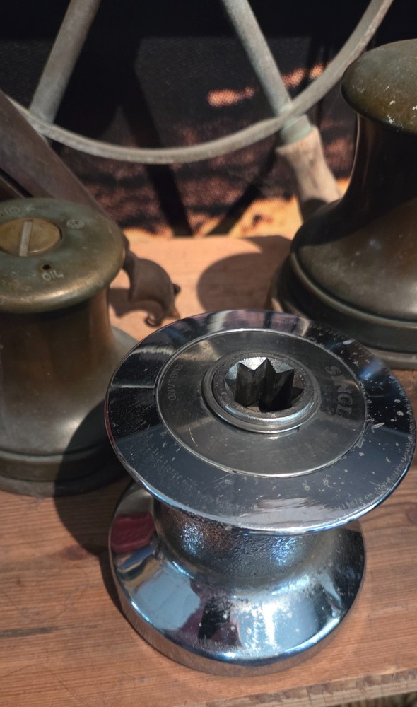Sailboat Deck Winch "Lewmar"
