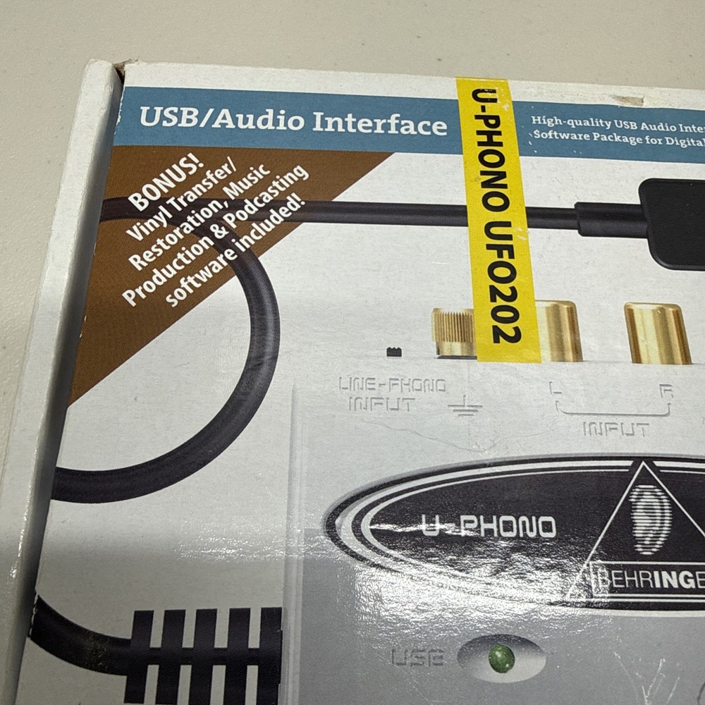 Behringer U-Phono UFO202 USB Audio Interface w/ Phono Preamp