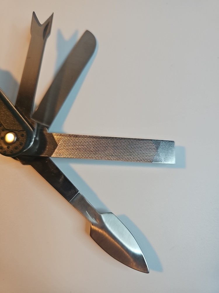 Gardener Pro 9 Function Multi Tool Pruning Shears