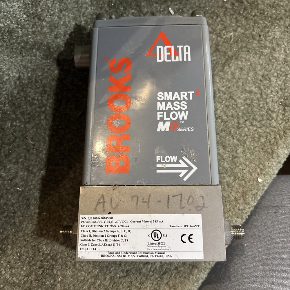 Brooks Delta II Smart Mass Flow Controller SLAMF60S1BCA0K2A3