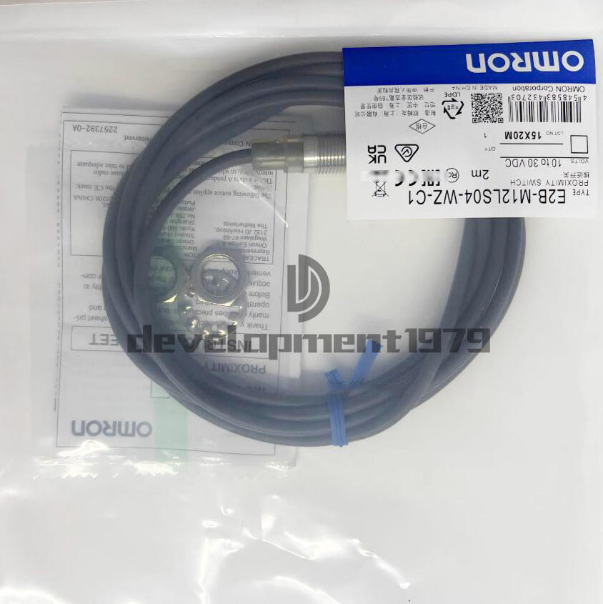 One New Omron E2B-M12LS04-WZ-C1 Proximity Sensor