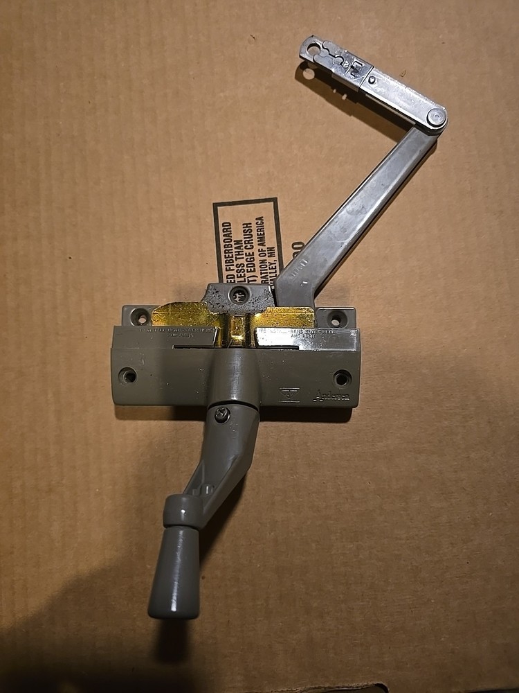 Andersen A/W Casement Window 400 Series Operator Split Arm Right