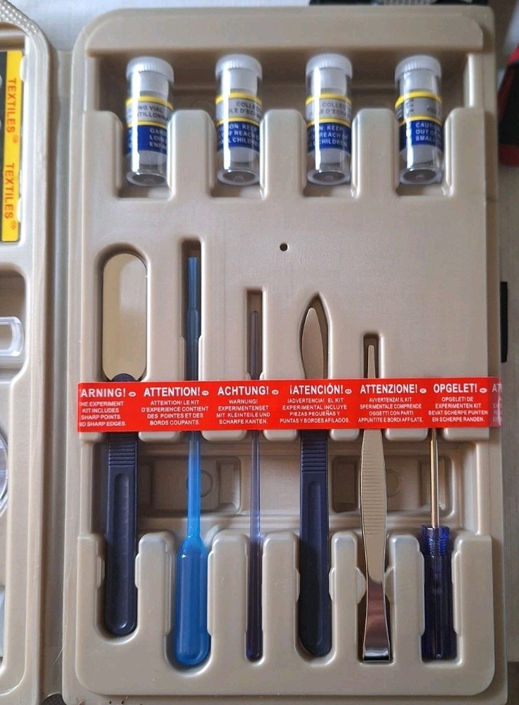 Micro-Science Microscope Set with Carrying Case