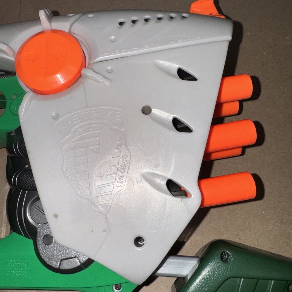 RARE Nerf N-Strike Hulk vs Abomination Blaster 2008 – Marvel Hasbro – Works!