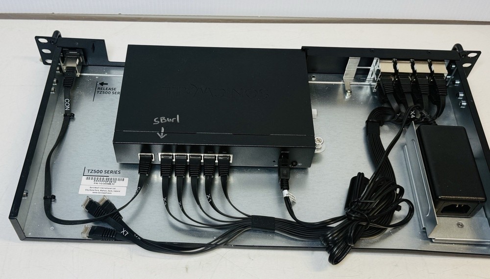 SonicWall TZ350 Network Security Appliance with Power Adapter