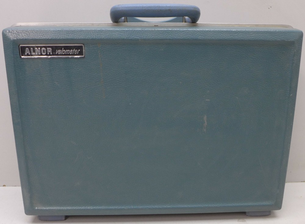 Alnor 6000-P Velometer with case and manual